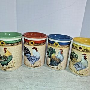 4 Gibson Cup with a Chicken and a Daisy on it, No Chips or Cracks,